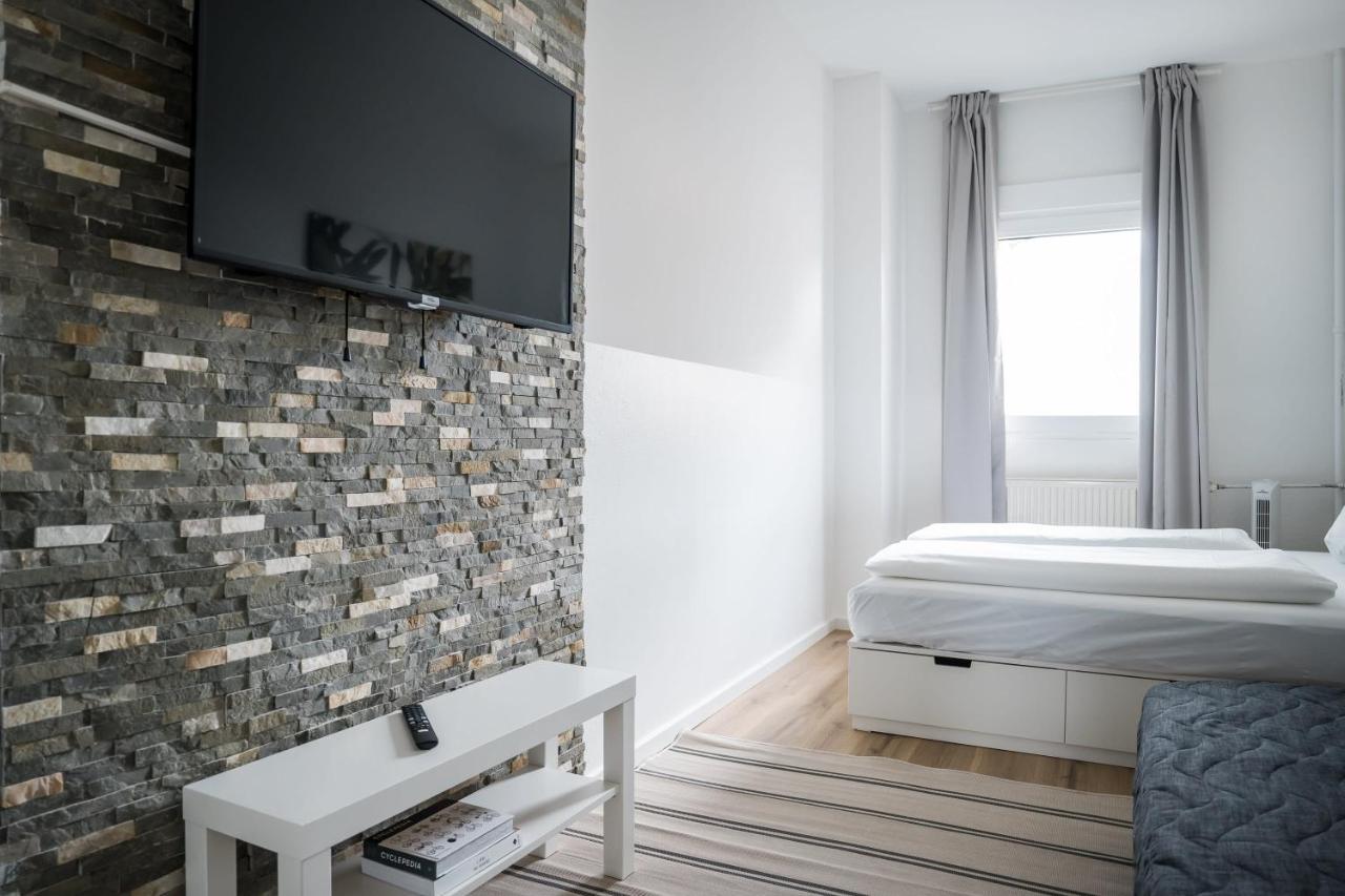 Spacious Apartment In Berlin Mitte For 6 Luaran gambar