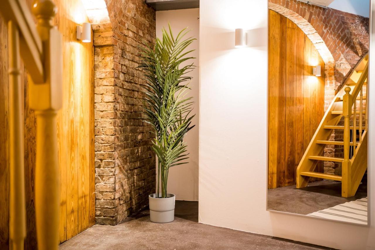 Spacious Apartment In Berlin Mitte For 6 Luaran gambar