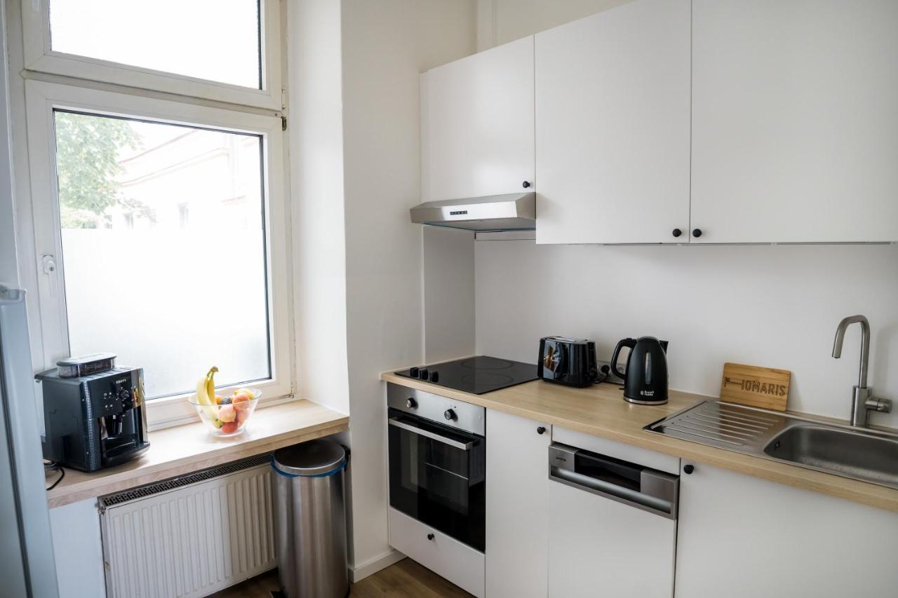 Spacious Apartment In Berlin Mitte For 6 Luaran gambar