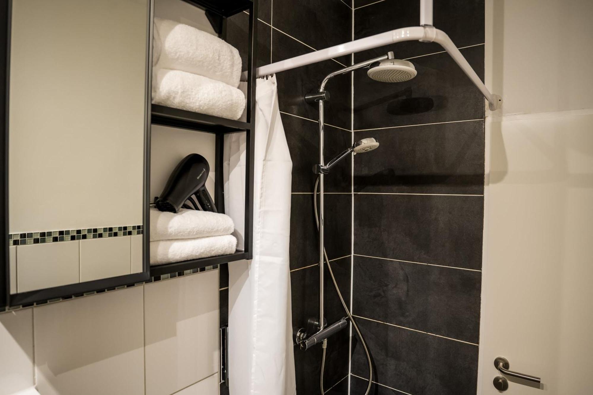 Spacious Apartment In Berlin Mitte For 6 Luaran gambar